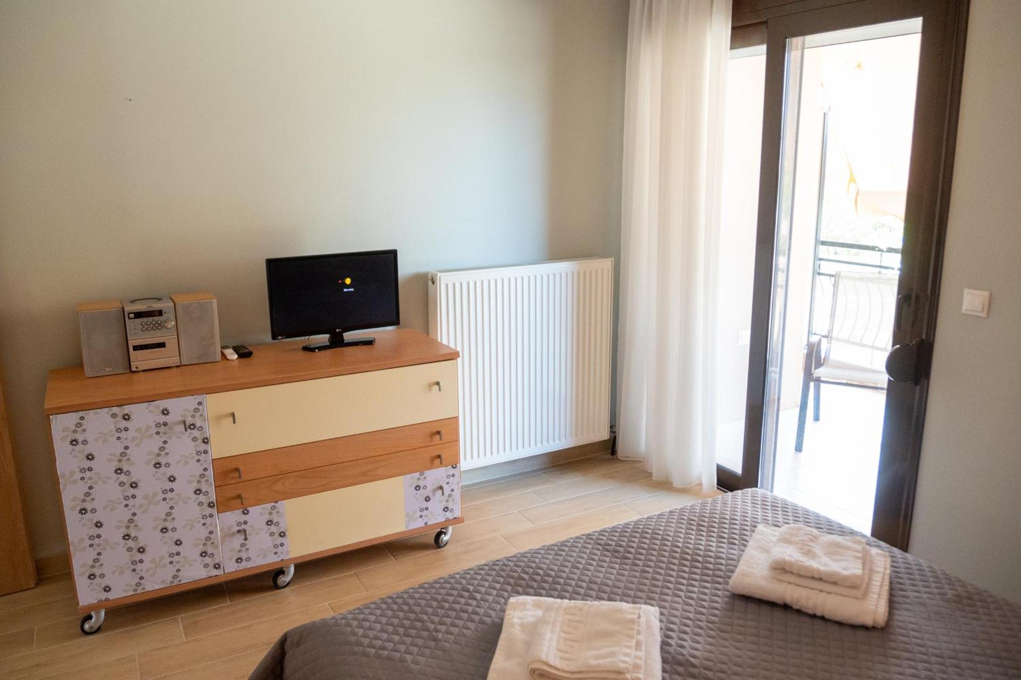 Volos Comfort Stay Exterior photo